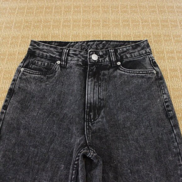 Aeropostale Black Distressed Mom Jeans, Very Good Condition - Picture 4 of 8